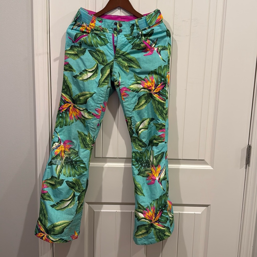 Women’s XS The North Face Ski pants